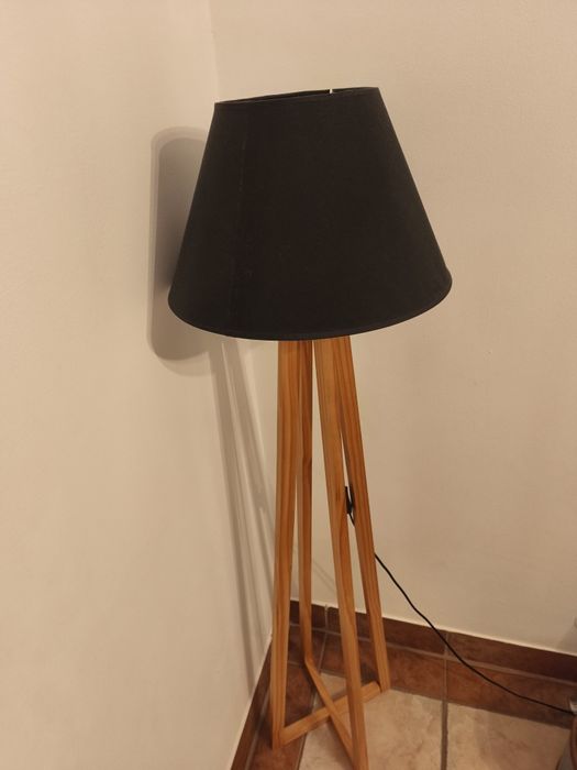 Candeeiro sala de pé