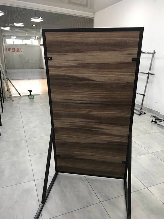 Продам зеркало металічне