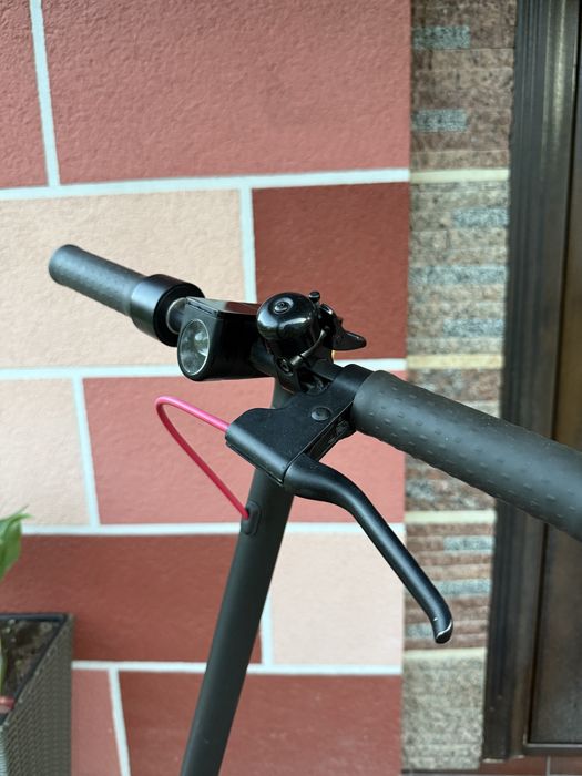 Електросамокат Mi Electric Scooter Pro 2