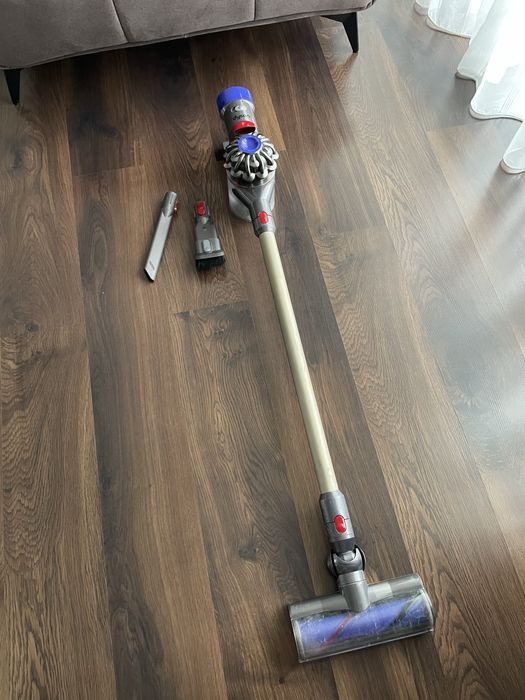 Odkurzacz Dyson V8