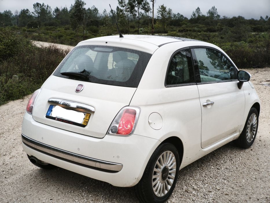 Fiat 500 branco interiores cinza