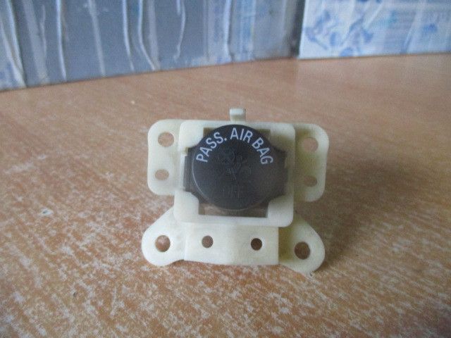 Botão / interruptor / sinal airbag off MITSUBISHI L 200 / Triton Pick