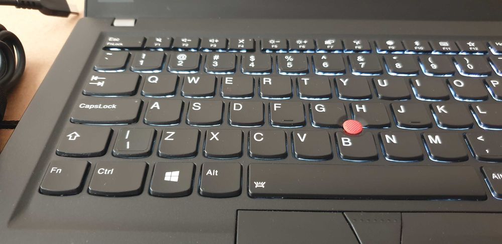 Biznesowy Metalowy Lenovo ThinkPad T490s intel Core 8th gen 16GB 512GB OFFICE 2021 bateria 89%, LTE
