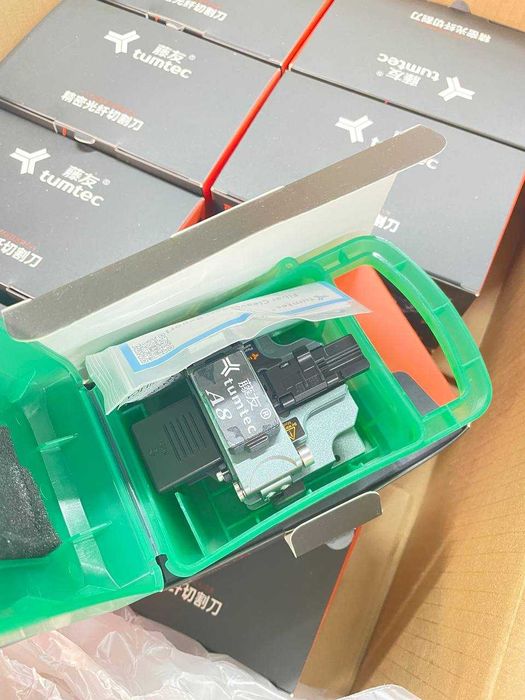 Зколювач оптоволокна TUMTEC A8