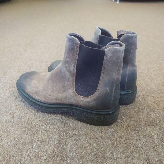 45. Оригінальні шкіряні черевики Ecco (челсі)