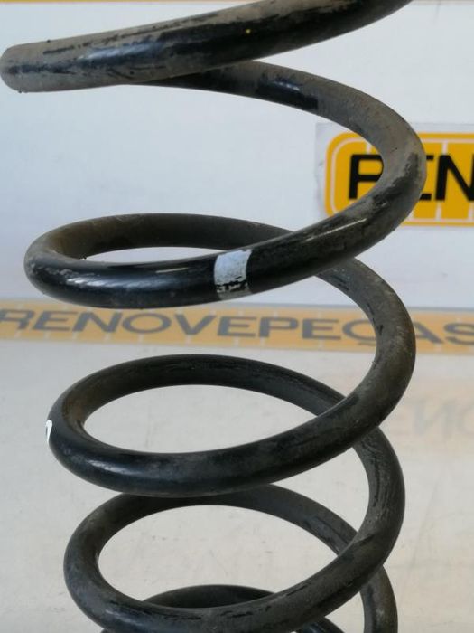 Mola de suspensão trás direita VOLKSWAGEN Golf VI (5K1)