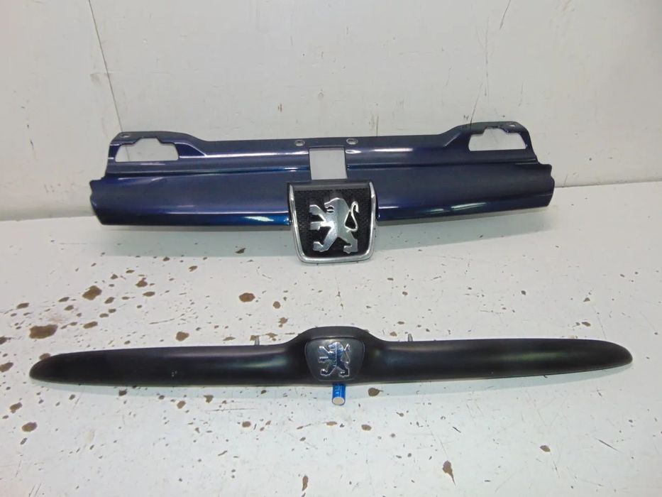 Peugeot 406 grelha " nova de stock antigo