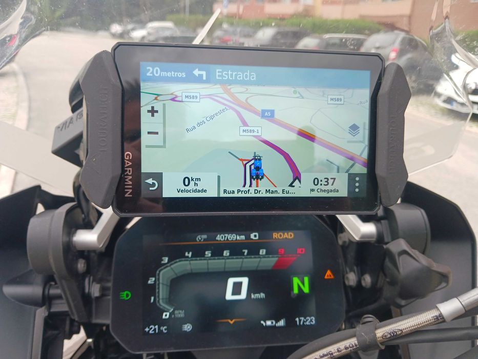 BMW R 1250 GS  suspensão rebaixada,bem estimada ,garagem