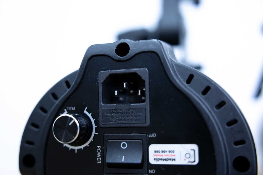 2x Quadralite VideoLED 1000!