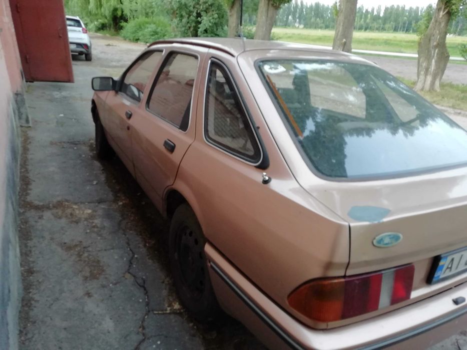 Продам FORD SIERRA 2.3D на ходу