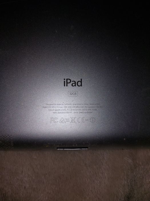 iPad 2, 32 GB, Used64737812582273123