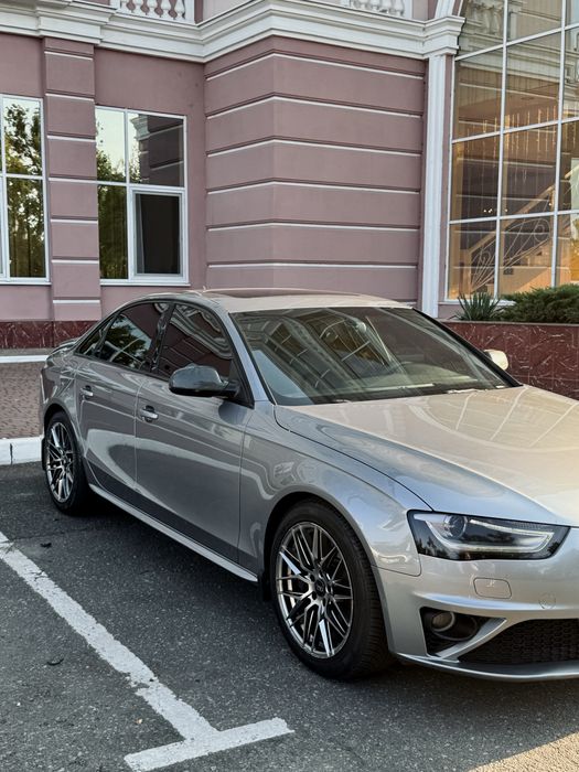 Audi A4 2014 VIN WAUFFAFL9FN003181 фото оголошення 3 з 8