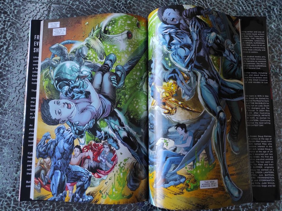 Justice League Vol 5 Forever Heroes DC comics Geoff Johns Ivan Reis banda desenhada