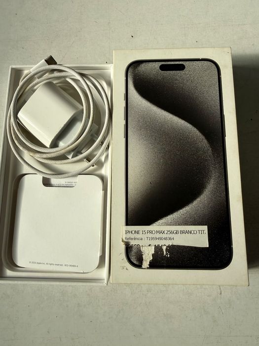 Telemóvel iPhone 15 pro max 256 GB