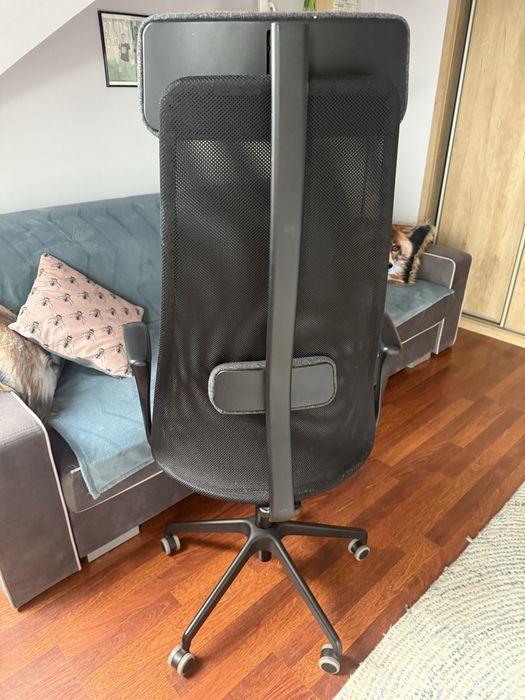 Sprzedam krzesło obrotowe z podłokietnikami Gunnared Ikea