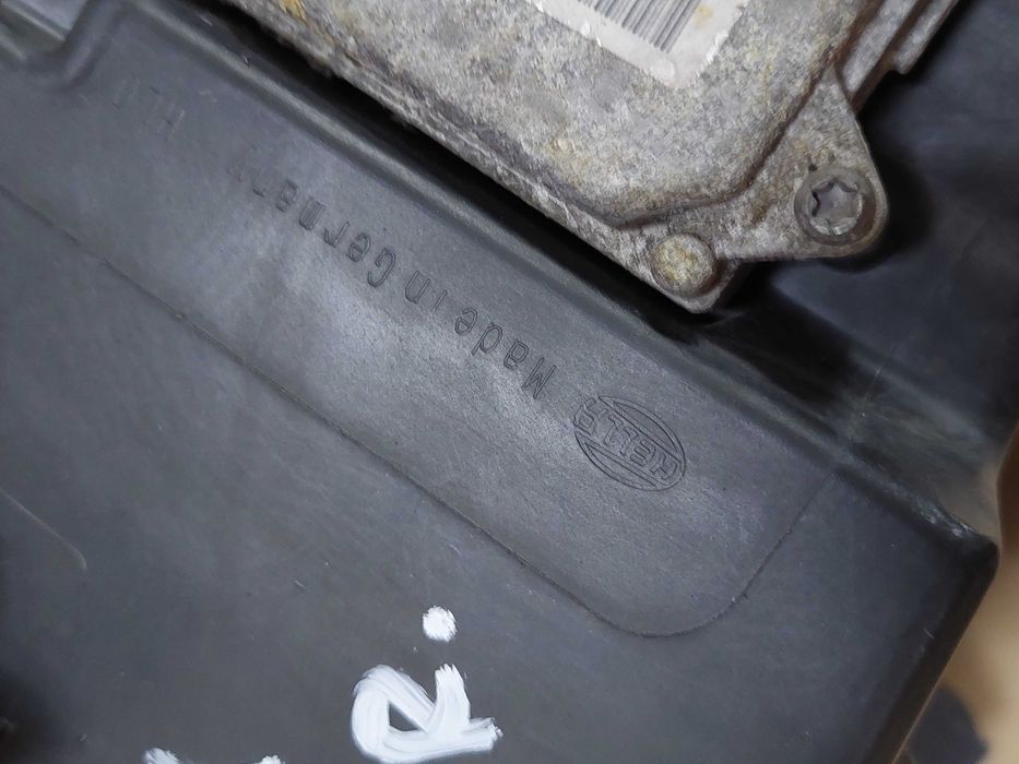 Audi A6 C6 S6 04-08r lampa przód prawa Bi Xenon Skrętny 11pin HELLA EU KPL BDB
