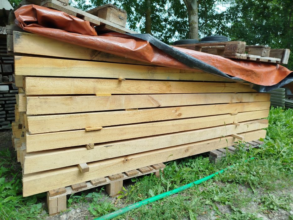 Stemple budowlane kantówki drewniane