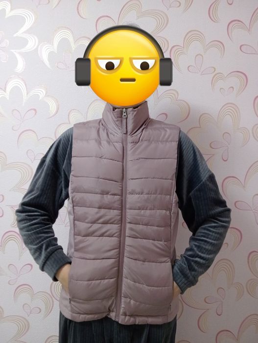 Продам жіночу желетку.