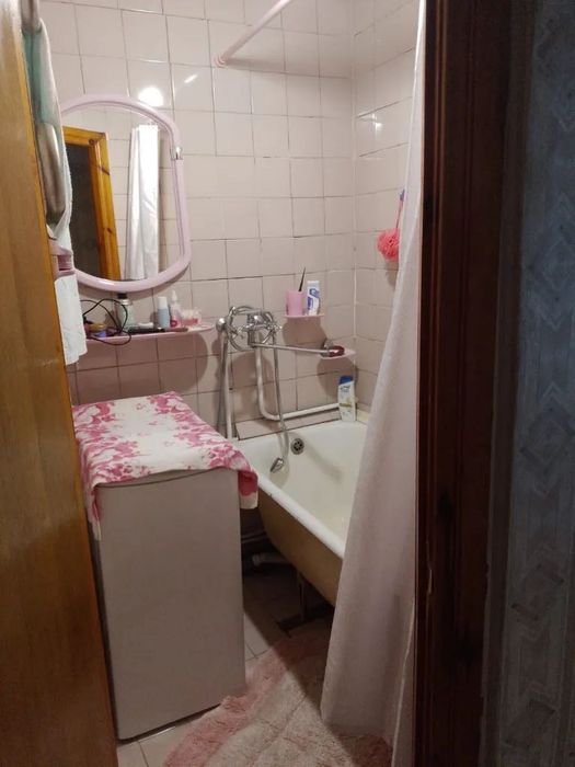 Продам 3к квартиру пр-т О.Поля (Кірова) /Беріславська