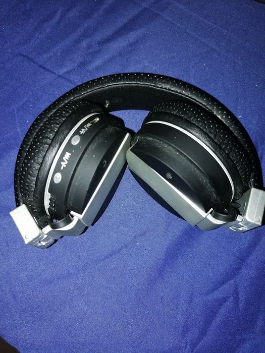 Fones Com + 1 ano de Garantia