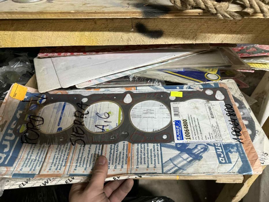 Kolekcja części z PRL