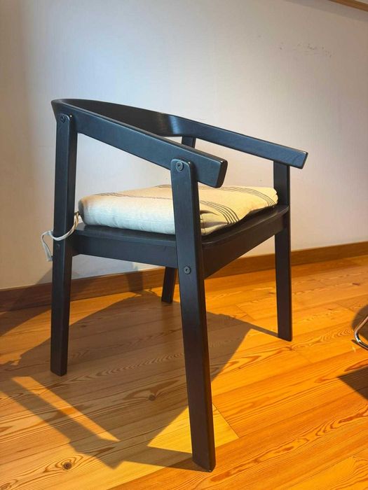 Cadeira Esbjörn IKEA