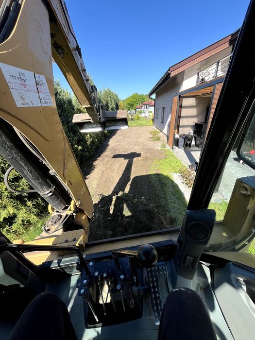 Usługa wynajem mini koparki z operatorem