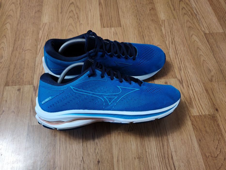 Кроссовки Mizuno Wave Rider 25