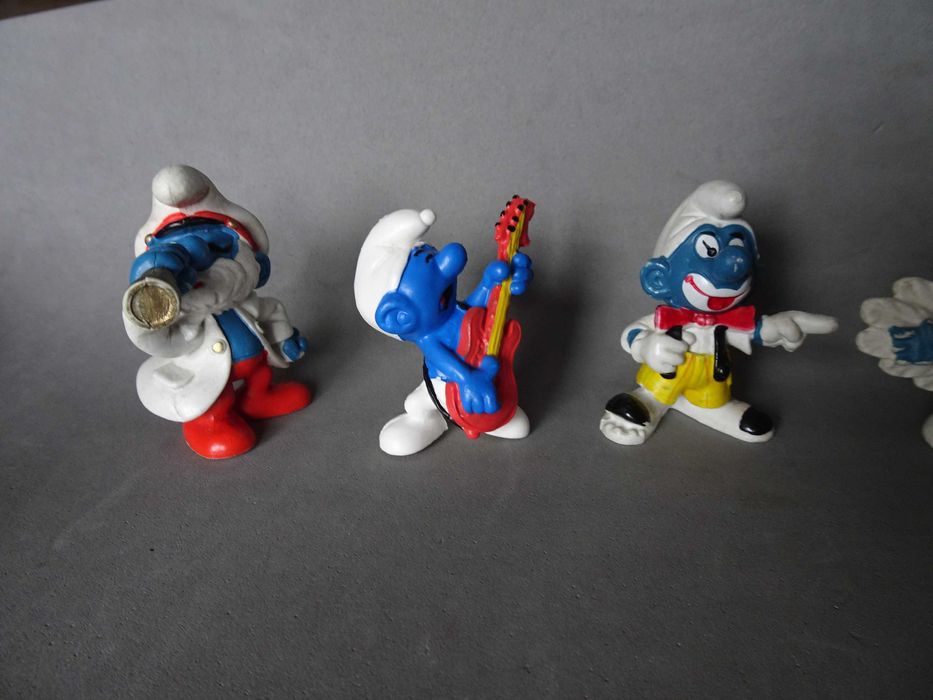 Figuras em PVC diversas da coleção Estrunfes Estrumpfes