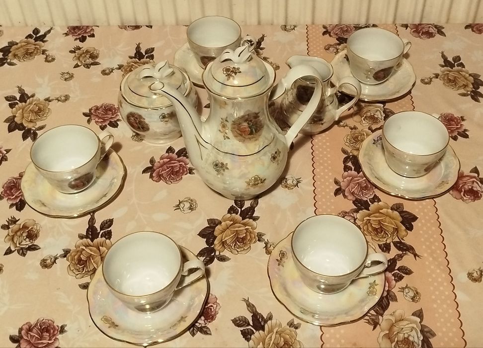 Porcelana , zastawa porcelanowa