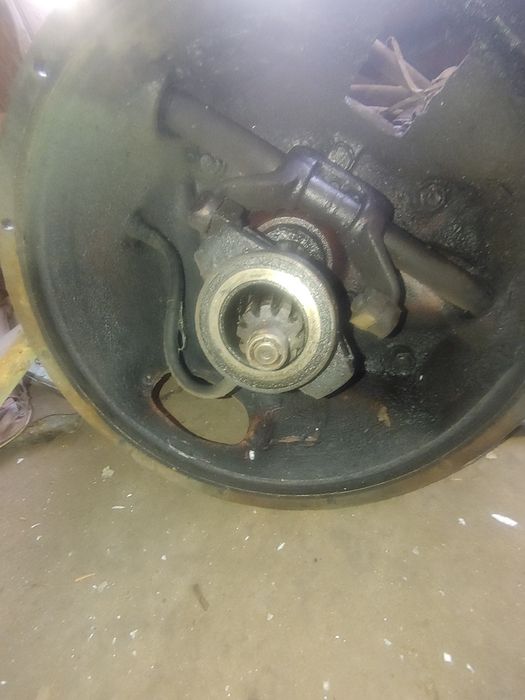 Продам коробку в з вижимним VOLVO