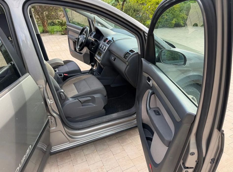 Volkswagen Touran 2008 1.9 TDI