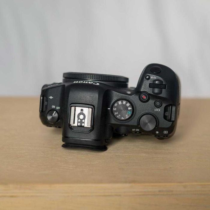 Canon EOS R6 – Excelente estado