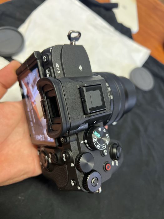 Câmara SONY a7 V  ILCE-7m5 + OBJETIVA