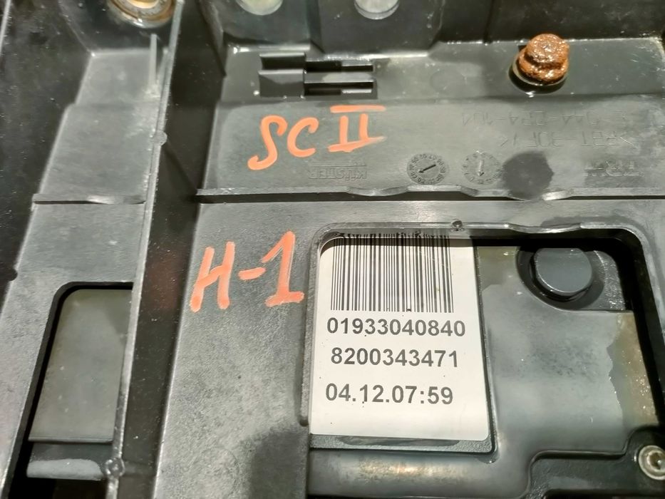 Scenic II hamulec postojowy elektryczny