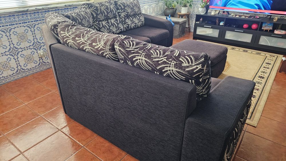 Sofá de canto com 5 lugares