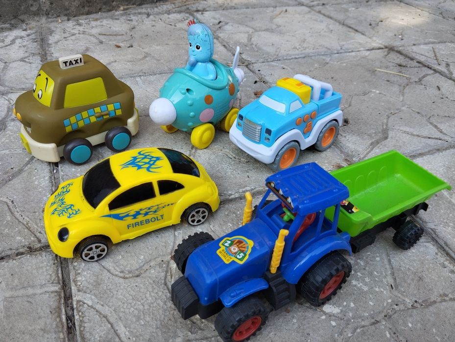 Продам детские игрушки