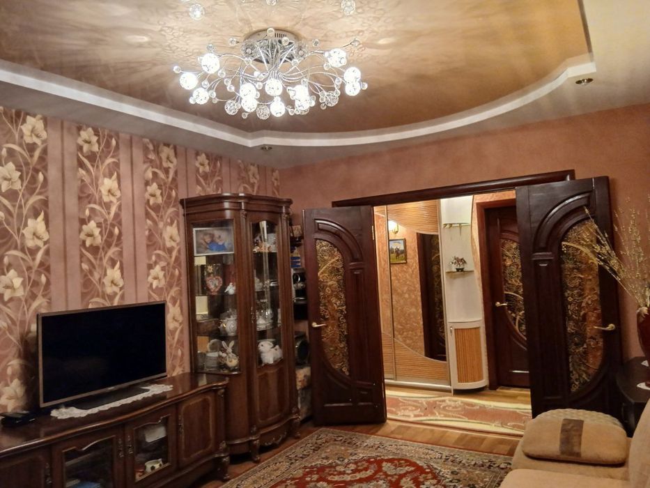 Продам 4 к квартиру М. Лушпи