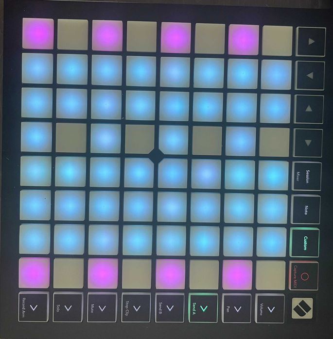 Novation Launchpad X - Controlador de Midi para Ableton Live e DAW