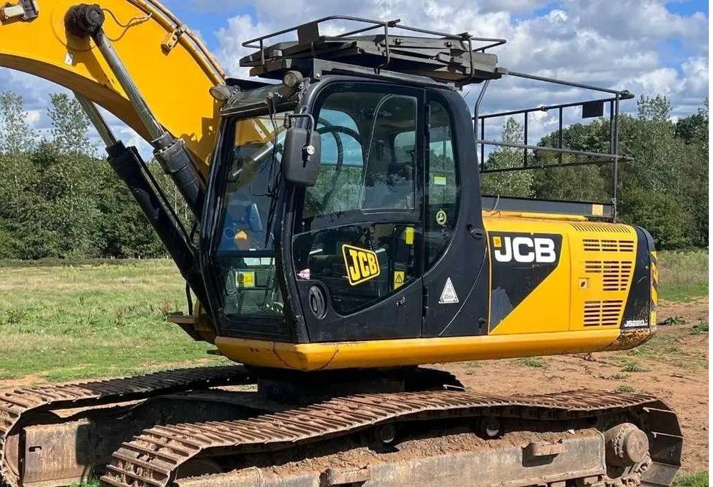 Гусенічний екскаватор JCB 220 LC