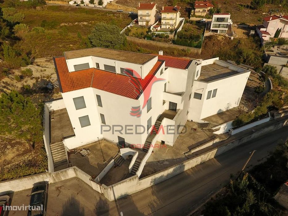 Terreno com moradia T6 no Murtal- Eiras-Coimbra