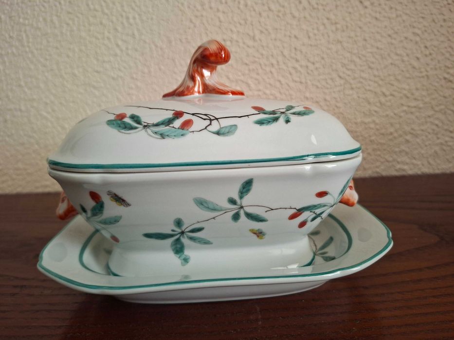 Vista Alegre - Peças de coleção pouco comuns - Terrina coelho e taça Fénix