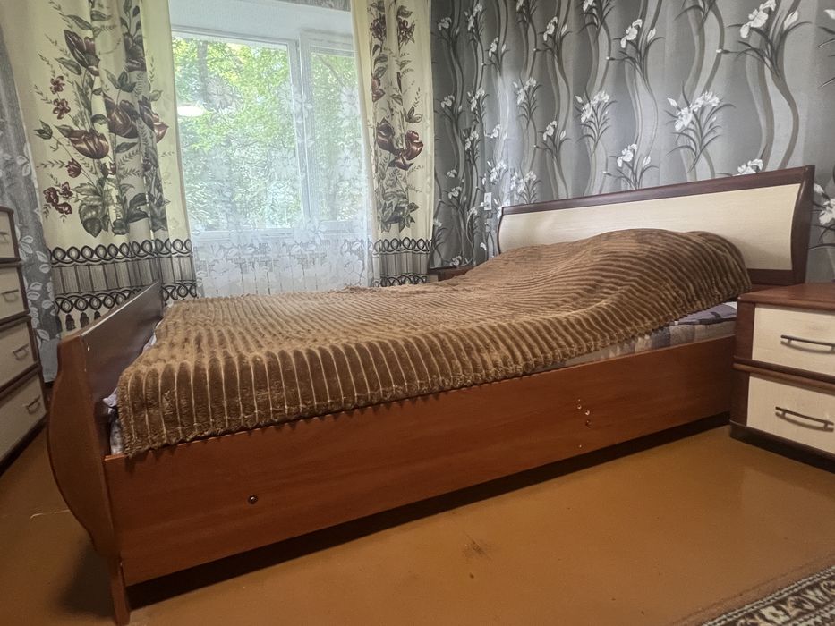 Двухспальня Кровать