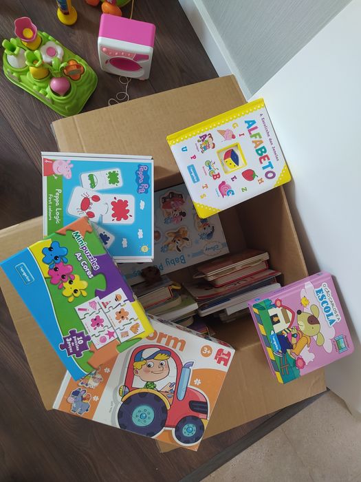 Brinquedos bebé/criança