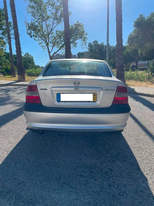Opel Vectra 2.0 DTI – 1998 – 600 € negociável