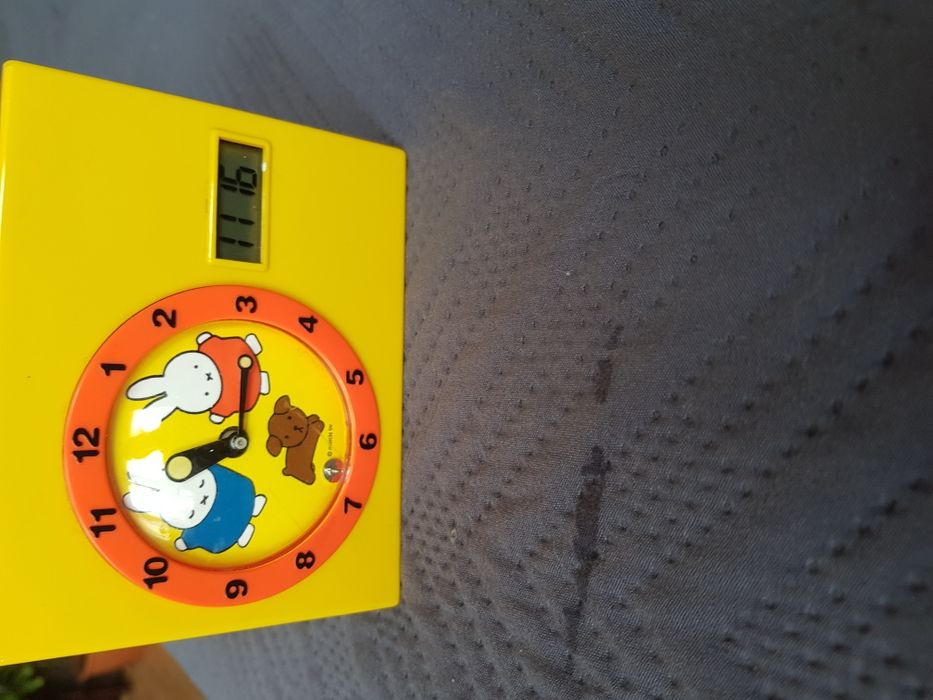Zegarek do dziecięcego pokoju