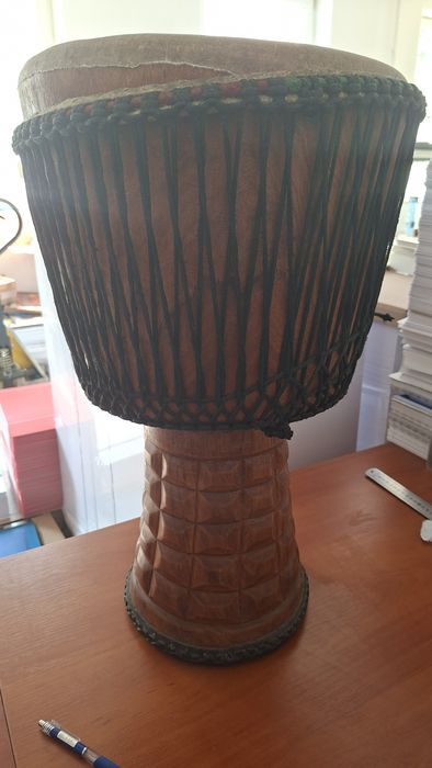 Djembe olbrzym, 65 cm wysokość, 39 cm średnica