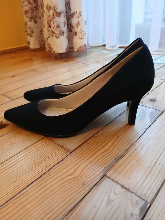 Czarne czółenka - szpilki - Nowe