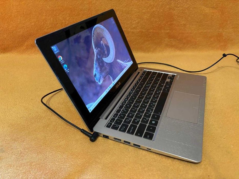 Ноутбук ASUS S200E-CT162H