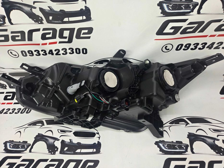 Фари передні Nissan Qashqai J11 / Rogue Sport 2019-2022 ліва / права